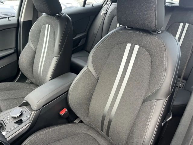 BMW 118 118i Advantage pakket Sedan