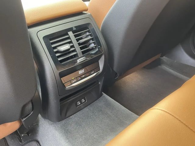 BMW X4 40i   Head-Up HK HiFi DAB LED WLAN RFK Shz