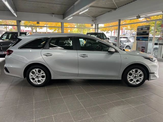 Kia Ceed CRDi Vision