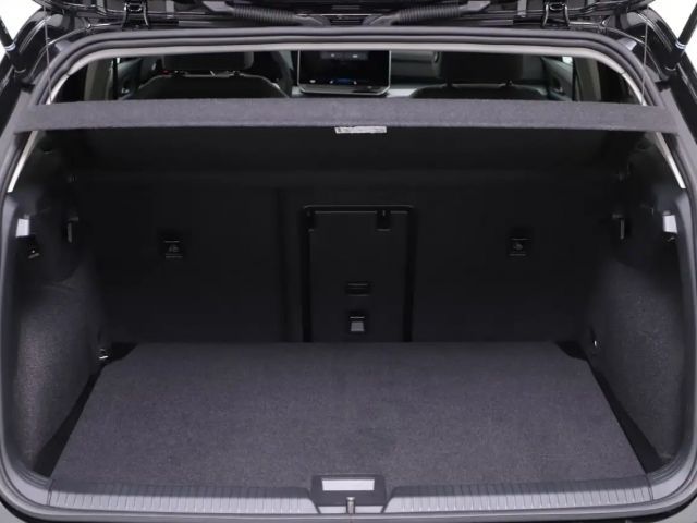 Volkswagen Golf 1.5 eTSI DSG Golf VIII