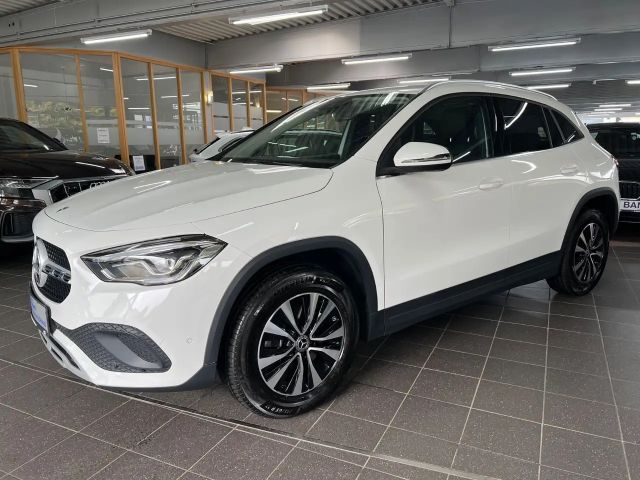 Mercedes-Benz GLA 250 Style