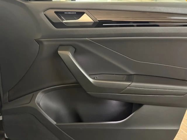 Volkswagen T-Roc DSG R-Line