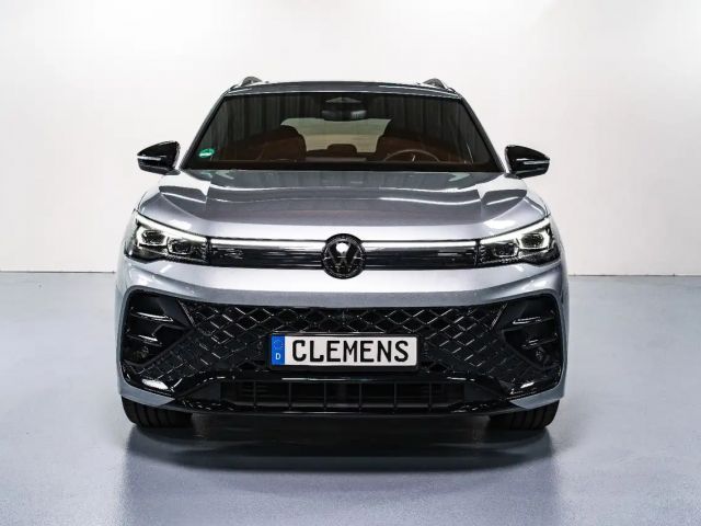 Volkswagen Tiguan R-Line Style