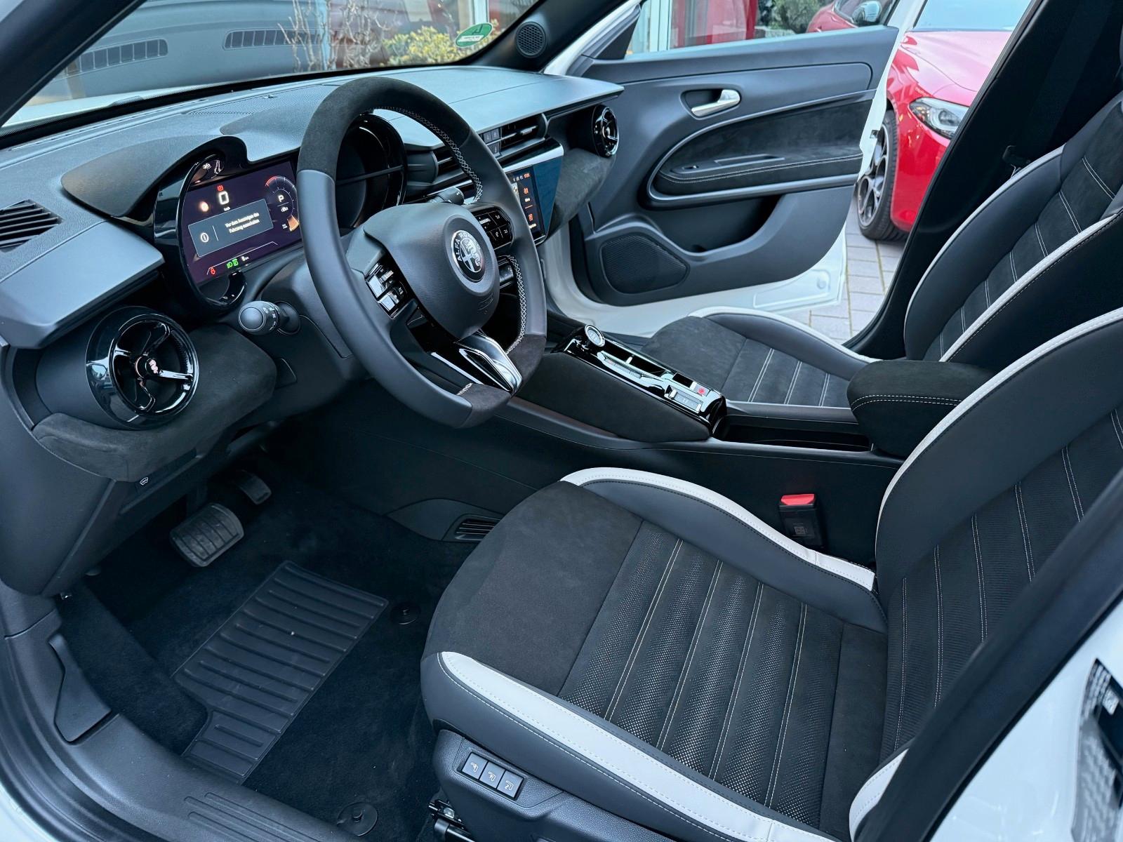 Alfa Romeo Junior Ibrida Speciale