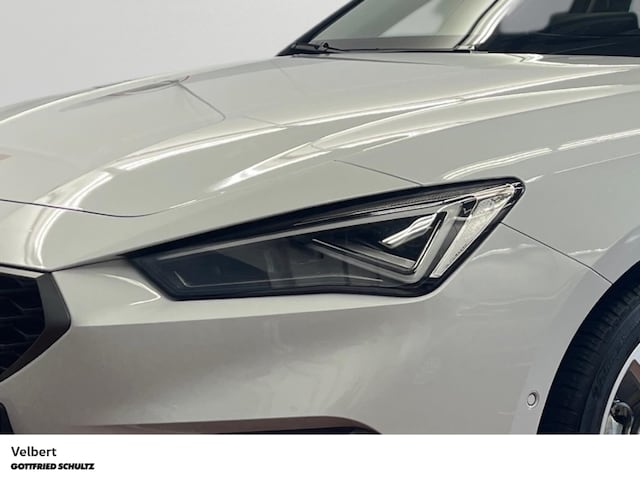 Seat Leon 1.5 eTSI FR-lijn Sportstourer