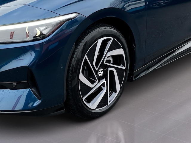 Volkswagen ID.7 286PS NP.74 AHK.AREA-VIEW.HEAD-UP.DCC.HARMANN.MASSAGE+KLMAS