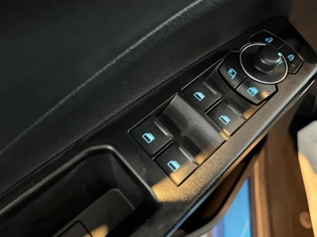 Ford Puma EcoBoost Titanium