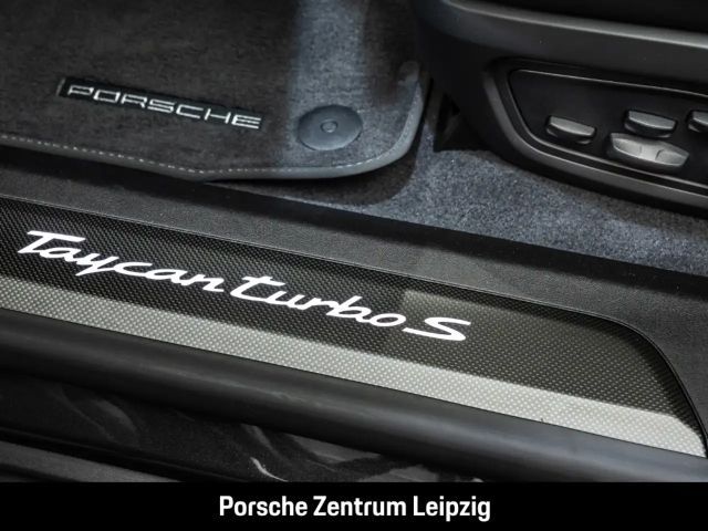 Porsche Taycan S Sport Turismo Turbo
