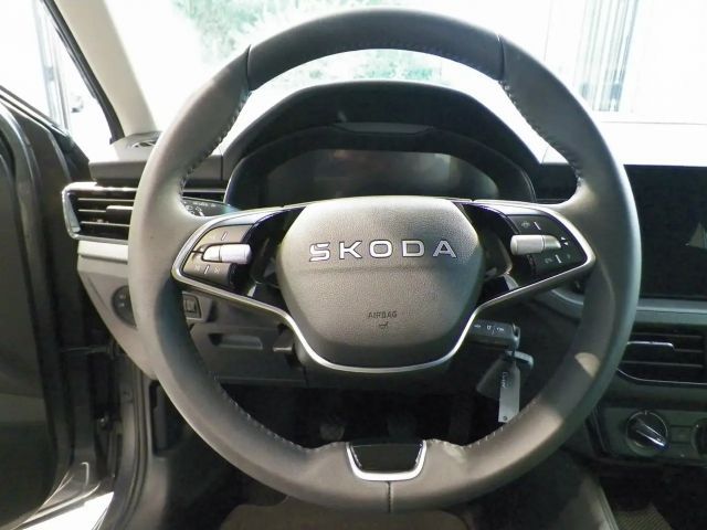 Skoda Kamiq Essence TSI