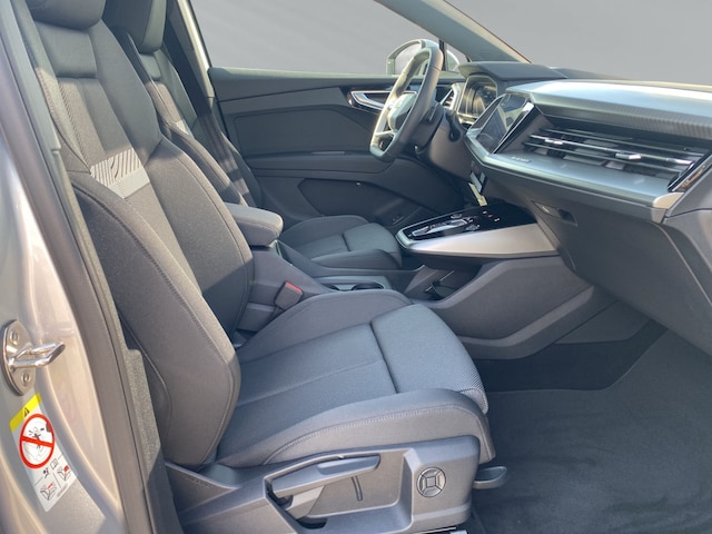 Audi Q4 e-tron SUV 45 e-tron Audi Q4 e-tron