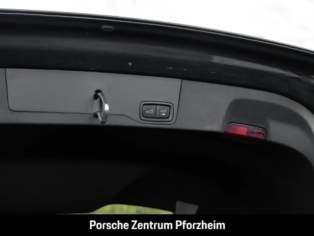 Porsche Taycan 4S Cross Turismo