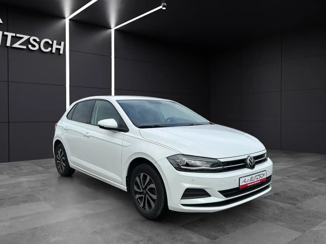 Volkswagen Polo TSI Active LED Climatronic ACC PDC SH LM