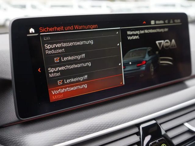 BMW 530 530e M-Sport Sedan