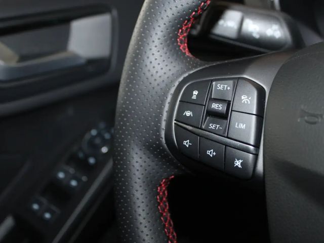 Ford Focus ST Line Wagon