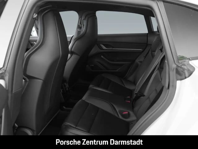 Porsche Taycan 4 Cross Turismo