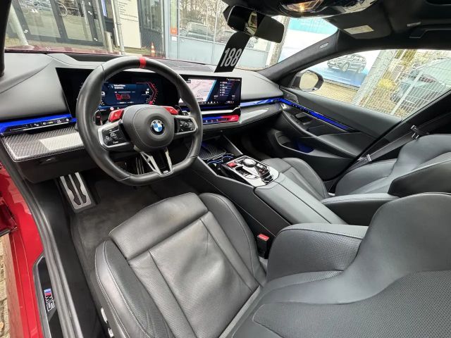 BMW M5 Touring  PANO AHK B&W DA-Prof 360° 0,5%