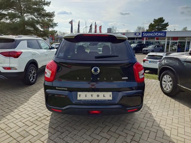SsangYong Tivoli 2WD