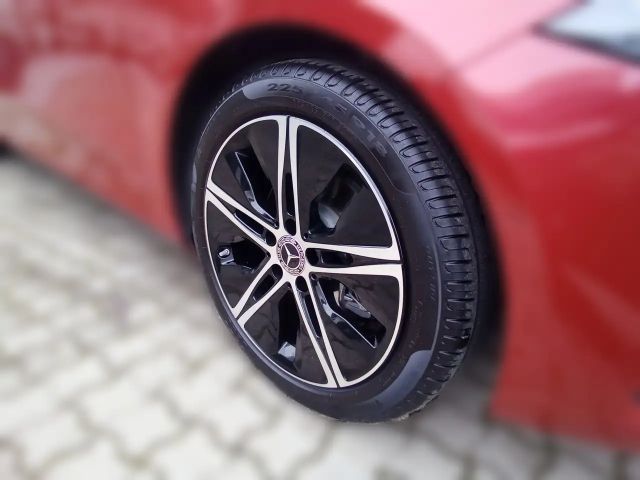 Mercedes-Benz A 180 Hatchback Progressive