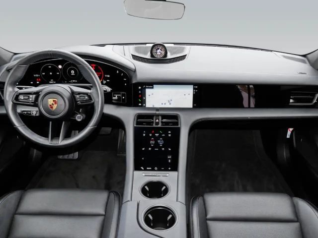 Porsche Taycan 4 Cross Turismo