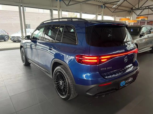 Mercedes-Benz EQB 300 4MATIC AMG Line