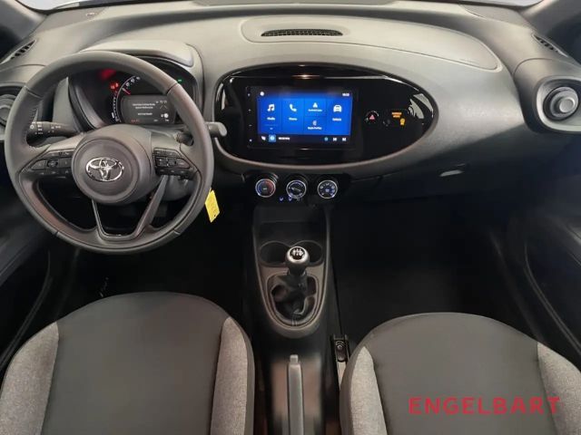 Toyota Aygo X 1.0 VVT-i Business Hatchback
