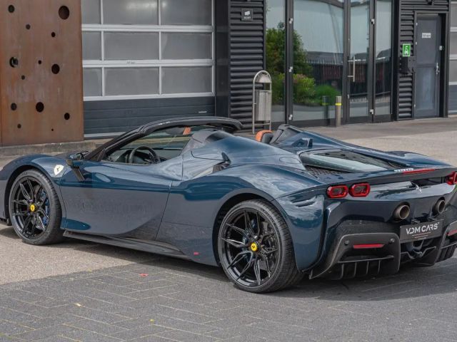 Ferrari SF90 Spider