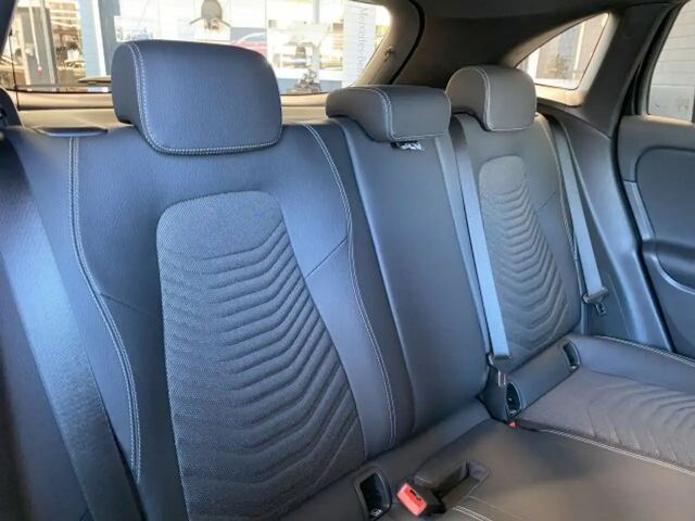 Mercedes-Benz GLA 200 Progressive