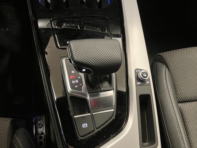 Audi A4 40 TFSI Avant S-Line S-Tronic