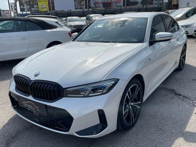 BMW 318 318d M-Sport Sedan