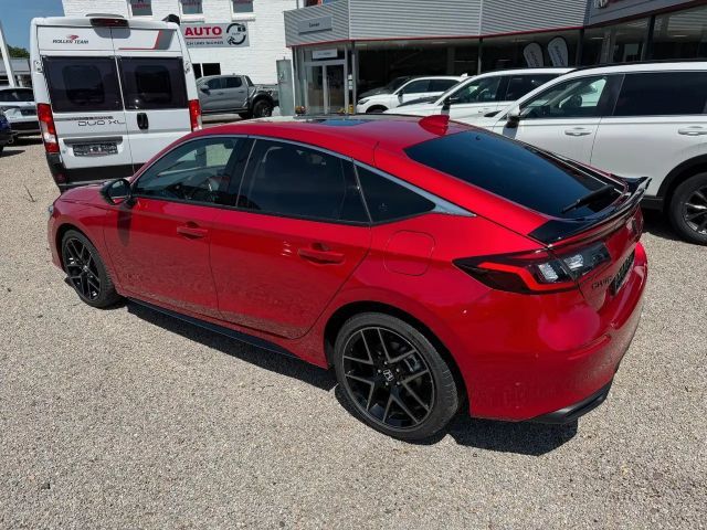 Honda Civic Advance e:HEV