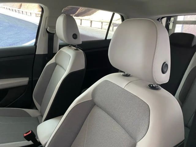 Volkswagen T-Cross 1.0 TSI Style