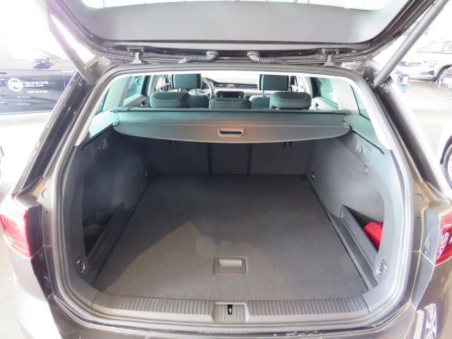 Volkswagen Passat Business Variant