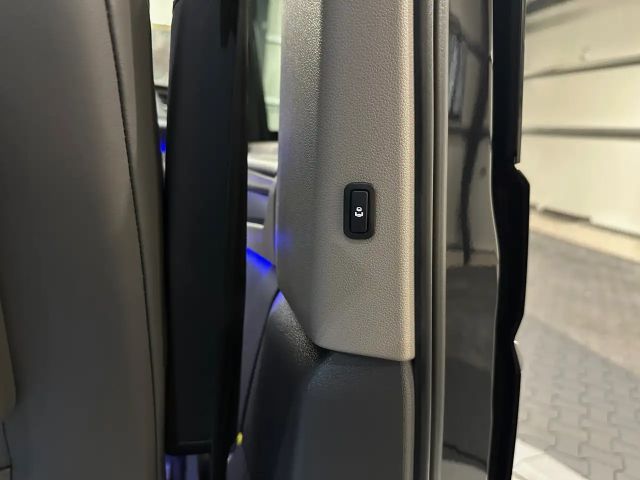 Volkswagen Multivan Lang Style T7