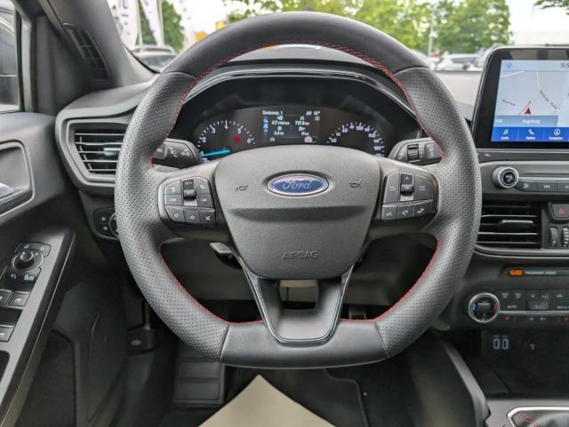 Ford Focus ST Line Wagon