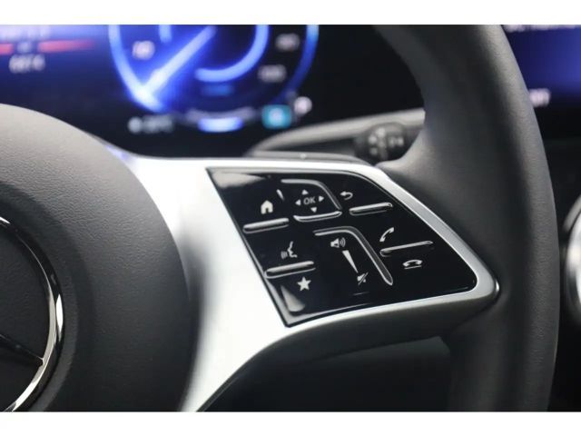 Mercedes-Benz EQB 300 4MATIC Progressive