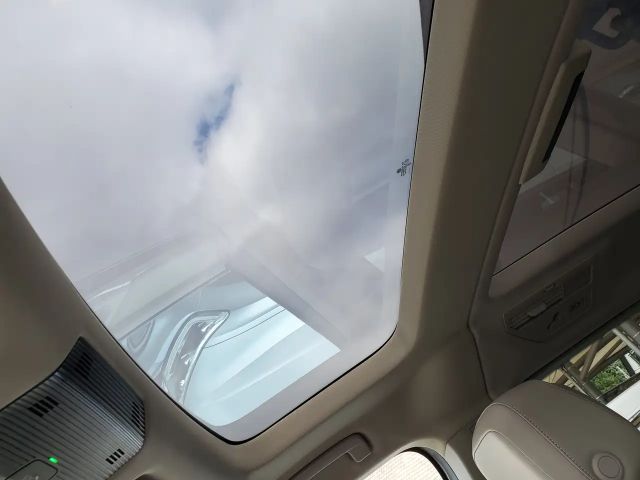 Volkswagen Multivan DSG IQ.Drive Style T7