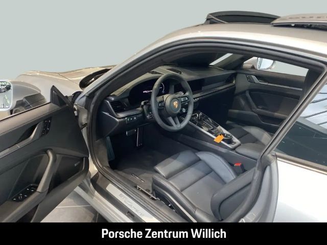 Porsche 992 Carrera Coupé