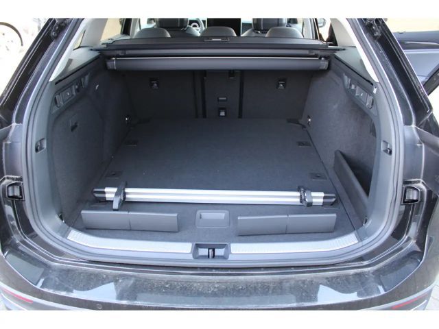 Volkswagen Passat 1.5 eTSI Business Variant