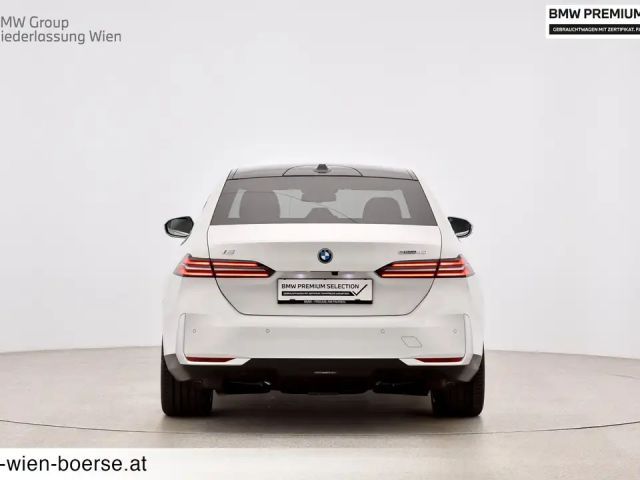 BMW i5 Sedan eDrive40