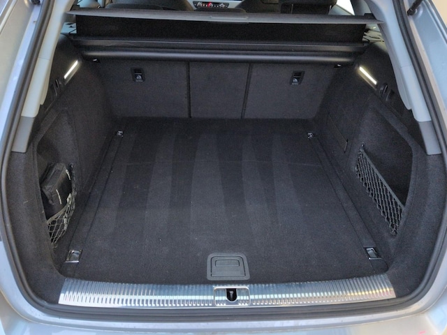 Audi A4 40 TFSI Avant Quattro S-Tronic