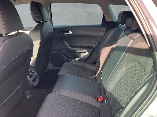 Seat Leon 2.0 TDI FR-lijn Sportstourer