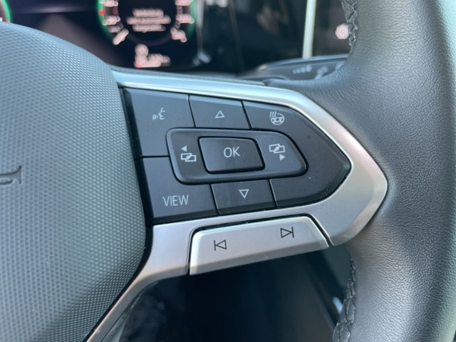 Volkswagen Golf 1.5 eTSI DSG Golf VIII Variant