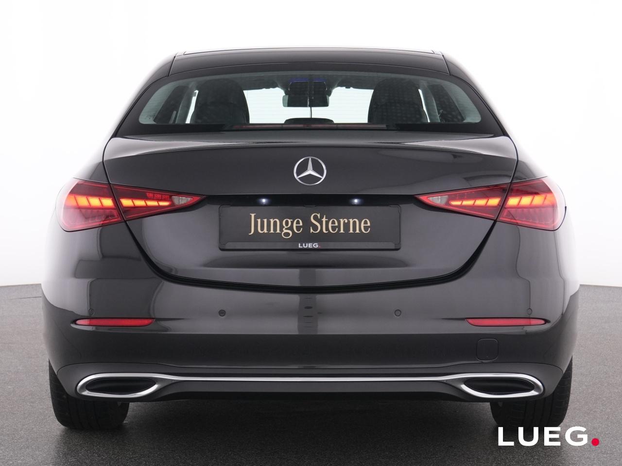 Mercedes-Benz C 200 AVANTGARDE Sedan