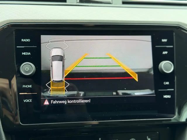 Volkswagen Passat 2.0 TDI Business DSG Variant