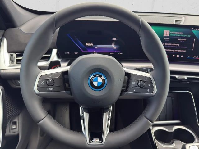 BMW iX1 xDrive30