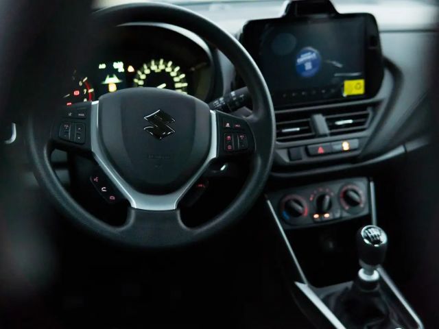 Suzuki S-Cross Hybrid