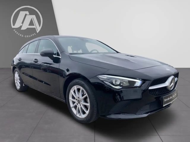 Mercedes-Benz CLA 200 CLA 200 d Shooting Brake