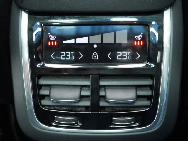 Volvo XC60 AWD Dark Ultimate