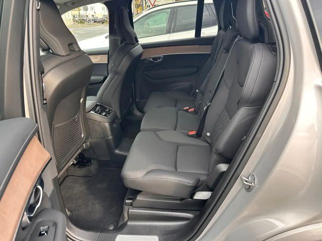 Volvo XC90 AWD Plus T8