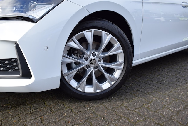 Skoda Superb 1.5 TSI Combi Selection